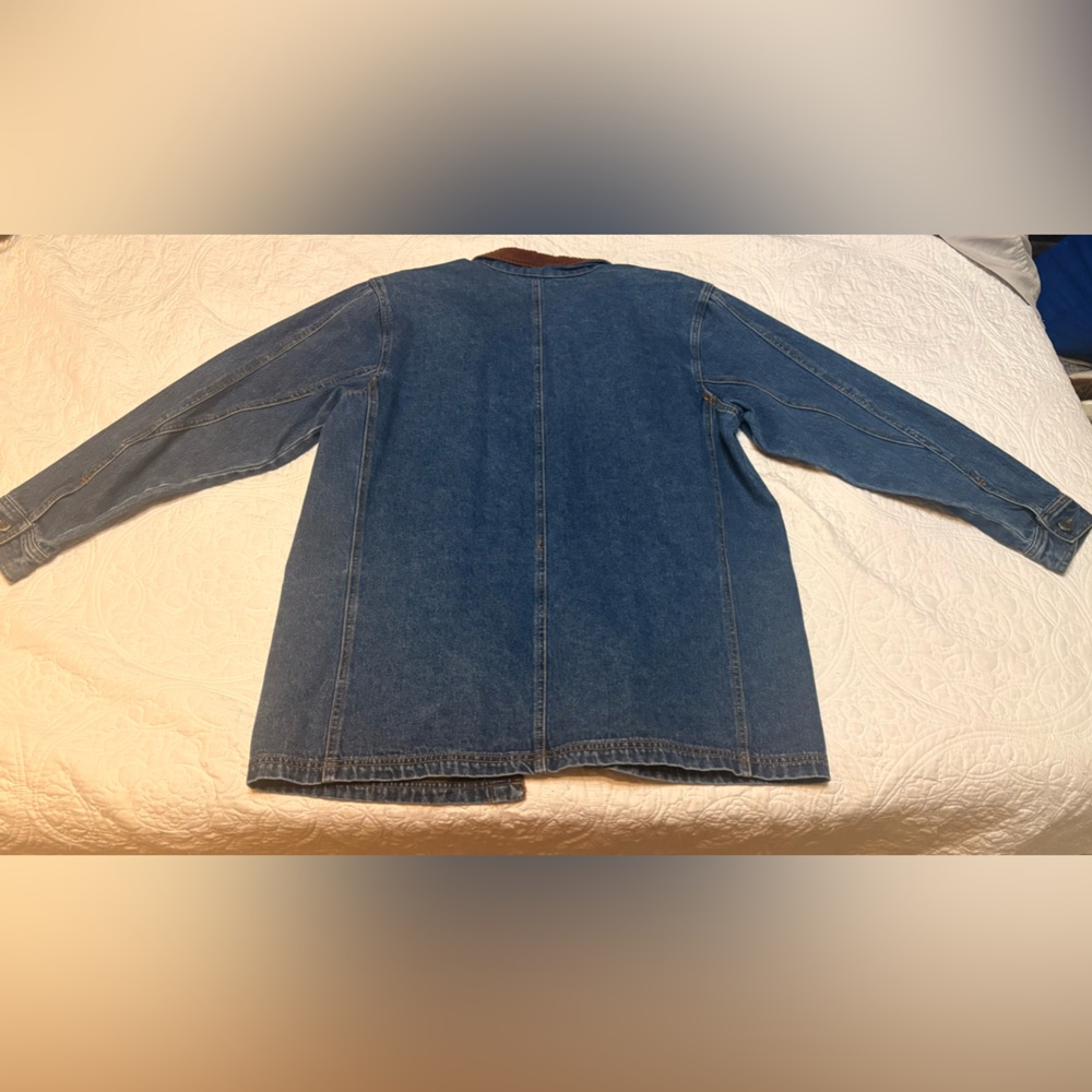 Vintage Haik’s Denim Barn Jacket with Star Button Detail - Picture 2 of 9